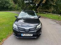 TOYOTA AVENSIS