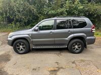 TOYOTA LAND CRUISER